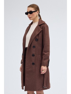 Kemer Detaylı Aksesuarlı Kaşe Kaban