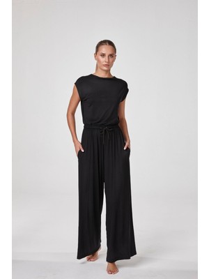 Kadın Siyah Sırt Dekolteli Geniş Paça Modal Premium Tulum  C7T4N5O2