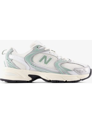 New Balance Kadın 530 Beyaz Spor Ayakkabı Hafif ve Esnek Tasarım ile Günlük Kullanıma Uygun