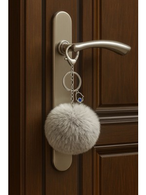 Peluş Pofuduk Ponpon Puf Gri Tüylü Ev Ofis Araba Telefon Cüzdan Çanta Anahtarlık
