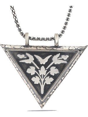 925 Ayar Gümüş Üçgen Içi Açılabilen Çiçek Muskalık Gümüş Kolye