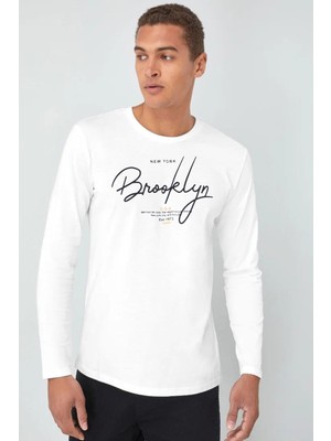 Erkek Uzun Kollu El Yazılı Brooklyn Baskılı Tshırt SPR25TS39
