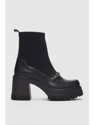 Hygee Yüksek Taban Ön Taşlı Aksesuar Detaylı Kadın Streç Bot-Siyah