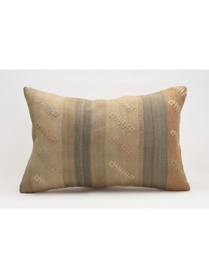 El Yapımı Kilimden Yapılmış Vintage Kırlent Kılıfı, Yün, 40X60 cm