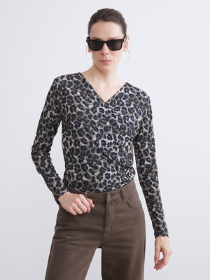 Lc Waikiki Yeni Sezon Büyük Beden Kruvaze Yaka Leopar Desenli Bluz