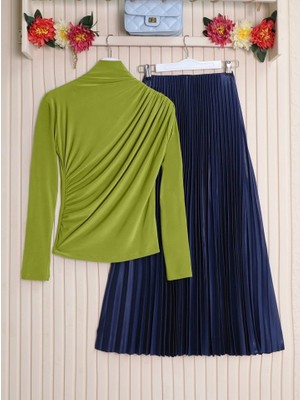 Yarım Boğaz Büzgülü Sandy Bluz   -Yağ Yeşili