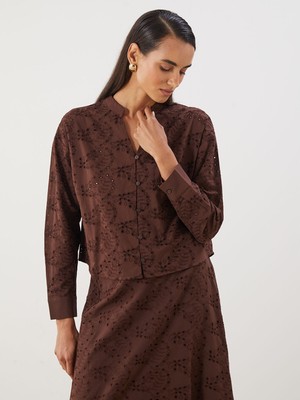 Lc Waikiki Yeni Sezon Kaçık Yaka Ajurlu Brode Kadın Gömlek