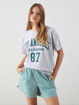 Lc Waikiki Yeni Sezon Bisiklet Yaka Los Angeles Baskılı Kadın Tişört