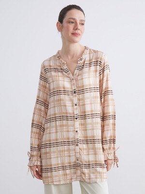 Lc Waikiki Yeni Sezon Fırfırlı Kaçık Yaka Ekose Kadın Gömlek