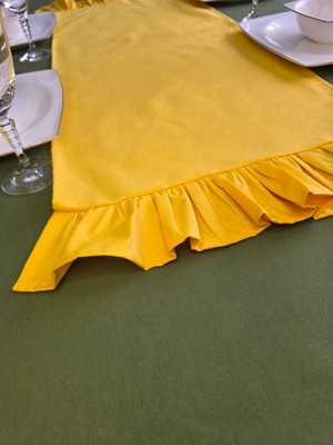 Iki Tarafı Fırfırlı Runner - Sıvı Itici Özlliğe Sahip