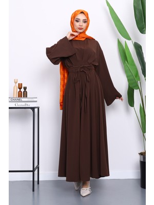 Kahverengi Bel Bağlamalı Piliseli Elbise