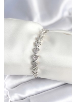 Pirinç Gümüş Renk Kalp Model Kadın Bileklik