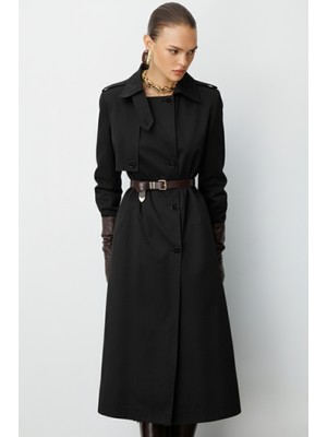 Mizalle Siyah Apoletli Klasik Maxi Mac Trençkot