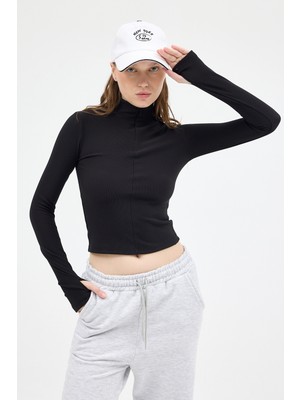 Siyah Yarım Balıkçı Yaka Fermuarlı Body 2447