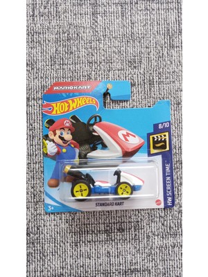 Hot Wheels Mariokart  Standard Kart (2021)