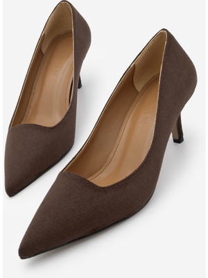 Marjin Kadın Stiletto Acı Kahve Süet İnce Topuklu Ayakkabı Poliüretan Taban ile Şık Tasarım