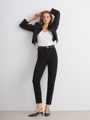 Lc Waikiki Yeni Sezon Beli Kemerli Mom Fit Kadın Jean Pantolon