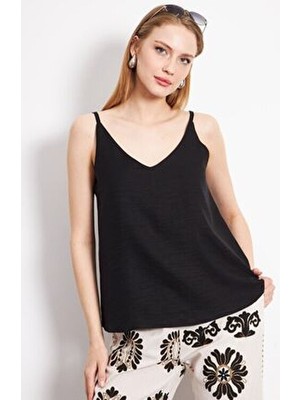 Kadın Siyah Keten Görünümlü Askılı Bluz ARM-24Y001064