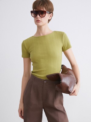 Lc Waikiki Yeni Sezon Bisiklet Yaka Dokulu Kadın Tişört