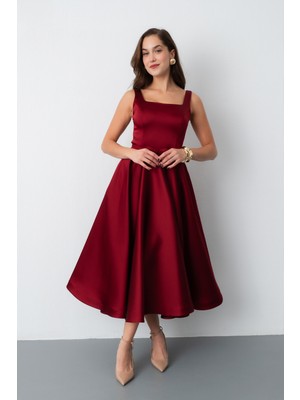 Kadın Bordo Kare Yaka Kemerli Midi Söz Nişan Elbisesi