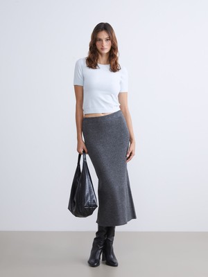 Lc Waikiki Yeni Sezon Dar Fit Yırtmaçlı Etek