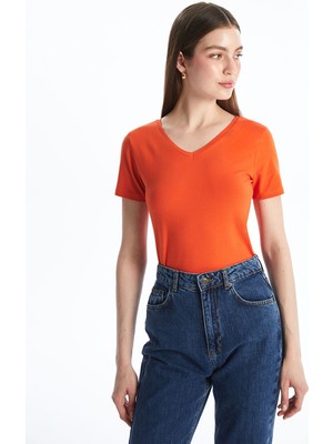 Lc Waikiki Yeni Sezon V Yaka Kadın Tişört