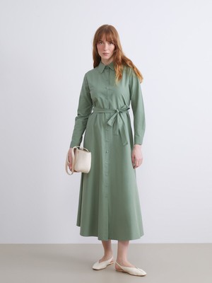 Lc Waikiki Yeni Sezon Büyük Beden Beli Kuşaklı Poplin Gömlek Elbise