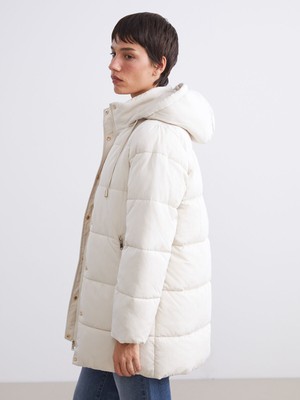 Lc Waikiki Yeni Sezon Kapüşonlu Kadın Şişme Mont