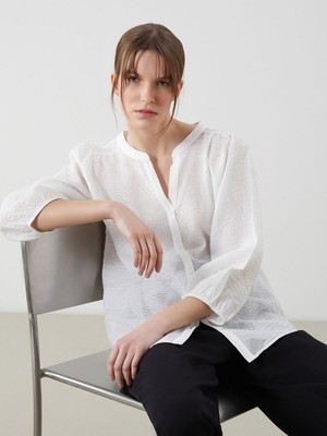 Lc Waikiki Yeni Sezon Kaçık Yaka Ajurlu Jakar Kadın Bluz