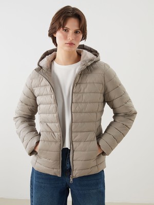 Lc Waikiki Yeni Sezon Kadın Kapüşonlu Düz Şişme Mont