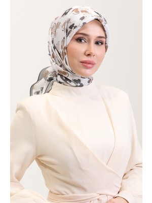 Desenli Kristal Eşarp 70288-06 Bej