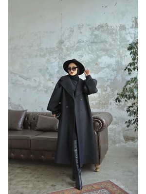 Balon Kol Kemer Detaylı Astarlı Kadın Kaşe Kaban