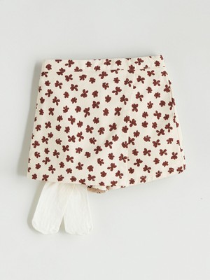 Lc Waikiki Yeni Sezon Çiçekli Kız Çocuk Şort Etek ve Külotlu Çorap 2'li