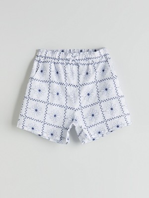 Lc Waikiki Yeni Sezon Beli Lastikli Çiçekli Kız Çocuk Şort