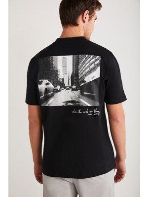 Grimelange MALIK Erkek %100 Pamuklu Baskı Ve Nakış Detaylı Kısa Kollu Siyah T-Shirt