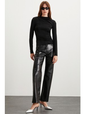 Grimelange Elıcıa Kadın Vatkalı Yarı Parlak Polyester Esnek Kumaşlı Yanları Büzgülü Siyah Bluz