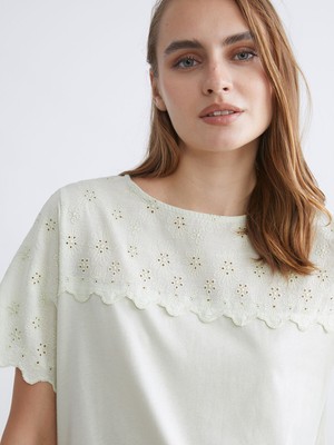 Lc Waikiki Yeni Sezon Bisiklet Yaka Nakışlı Kadın Bluz