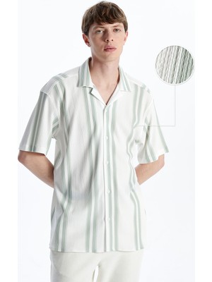 Lc Waikiki Yeni Sezon Regular Fit Kısa Kollu Çizgili Armürlü Erkek Gömlek