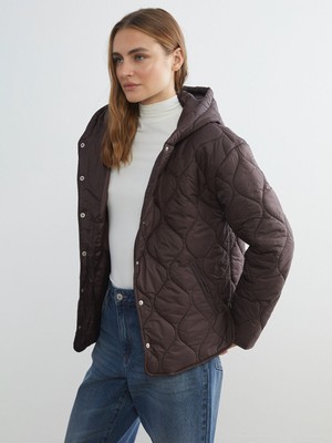 Lc Waikiki Yeni Sezon Kapüşonlu Kapitone Kadın Şişme Mont