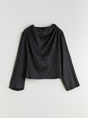 Lc Waikiki Yeni Sezon Dökümlü Yaka Saten Bluz