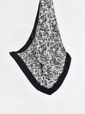 Lc Waikiki Yeni Sezon Çiçek Desenli Kadın Şal