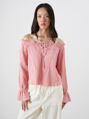 Lc Waikiki Yeni Sezon Bağlamalı Yaka Dokulu Oversize Müslin Bluz