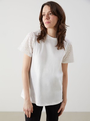 Lc Waikiki Yeni Sezon Bisiklet Yaka Nakışlı Kadın Tişört