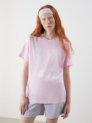 Lc Waikiki Yeni Sezon Bisiklet Yaka Nakışlı Kadın Tişört