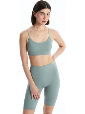 Lc Waikiki Yeni Sezon Tak Çıkar Pedli Büstiyer ve Boxer Külot Takımı