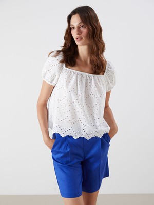 Lc Waikiki Yeni Sezon Kare Yaka Ajurlu Balon Kollu Brode Bluz