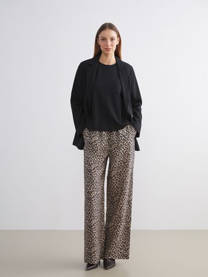 Lc Waikiki Yeni Sezon Beli Lastikli Leopar Desenli Kadın Pantolon