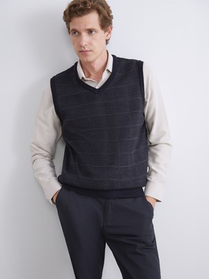 Lc Waikiki Yeni Sezon Standart Kalıp V Yaka Erkek Triko Süveter