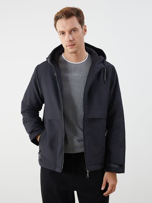 Lc Waikiki Yeni Sezon Standart Kalıp Kapüşonlu Erkek Mont