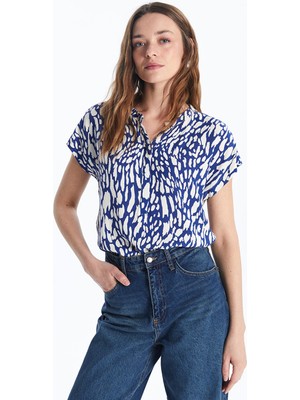 Lc Waikiki Yeni Sezon Kaçık Yaka Desenli Kadın Bluz